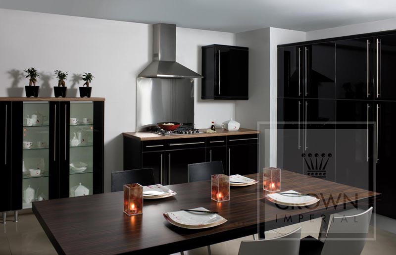 ROMA BLACK