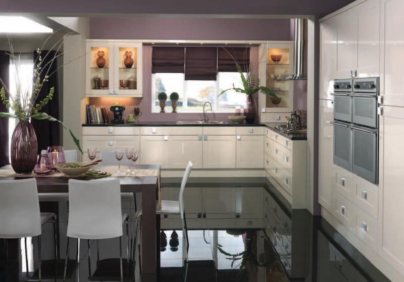 COLONIAL KITCHENS