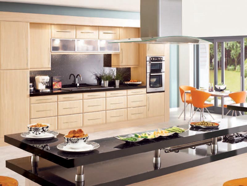 COLONIAL KITCHENS